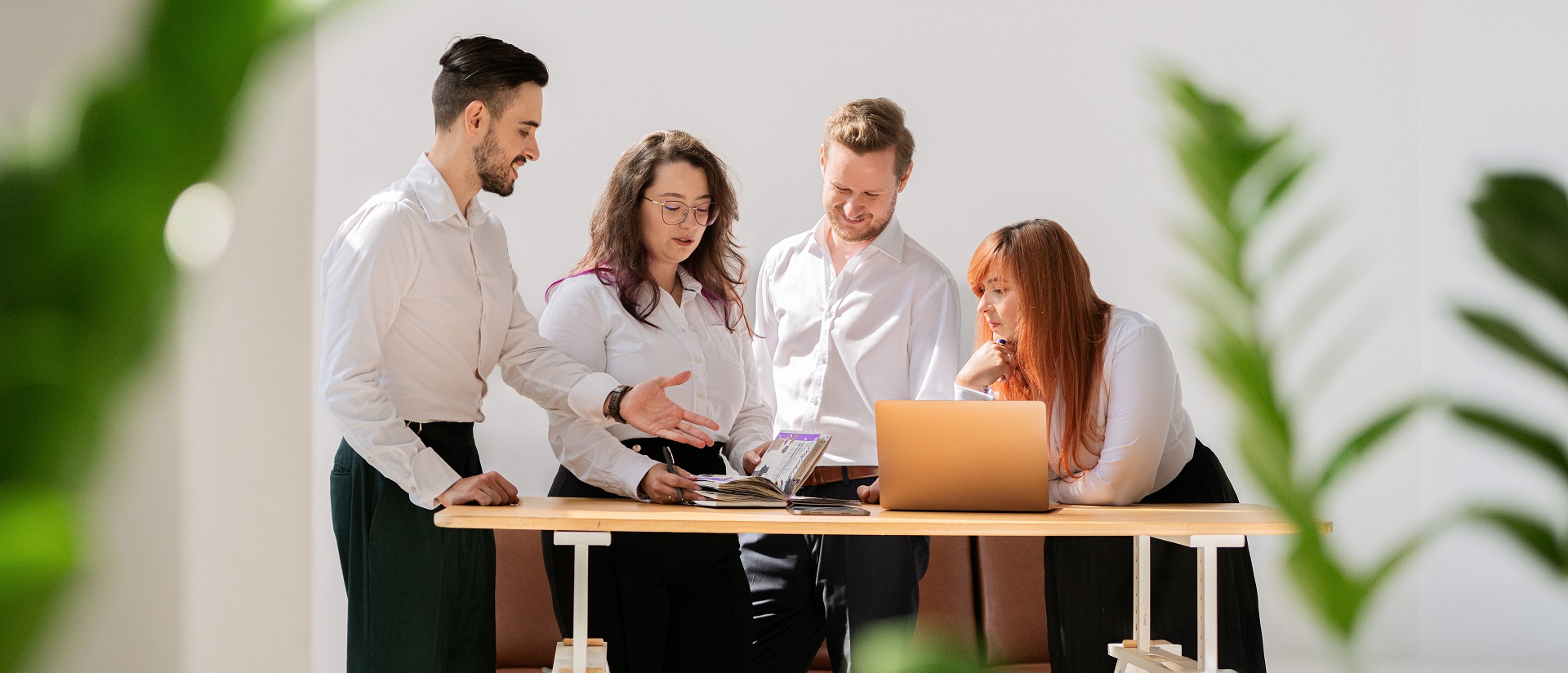 CREATIVA LEGAL ZESPOL